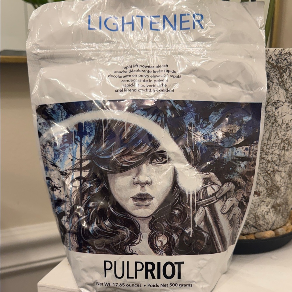 Pulp Riot Lightener Bleach Powder - White & Blue Graphic Packaging